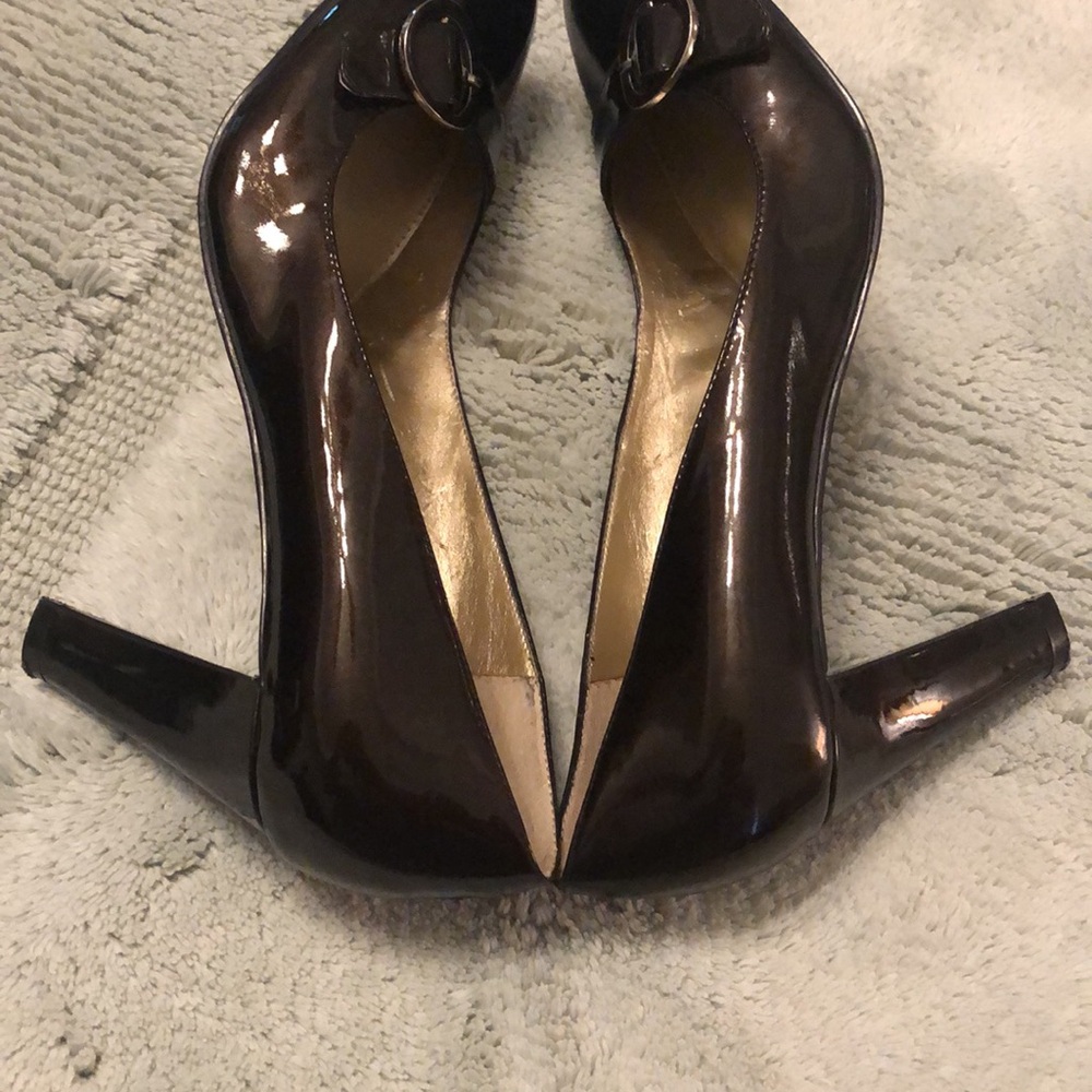 Bandolino Chocolate Brown Women's Heels with Buckle Detail - Picture 12 of 12